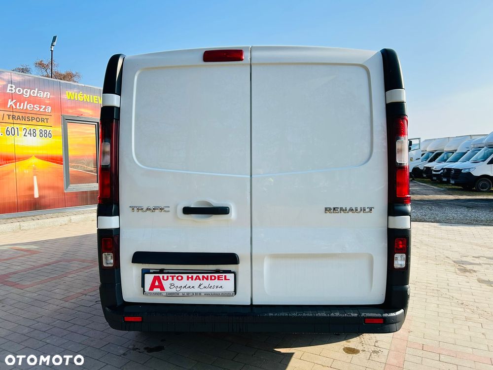 Renault TRAFIC - 9