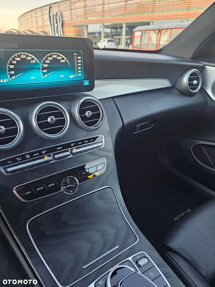 Mercedes-Benz Klasa C 300 d 9G-TRONIC - 11