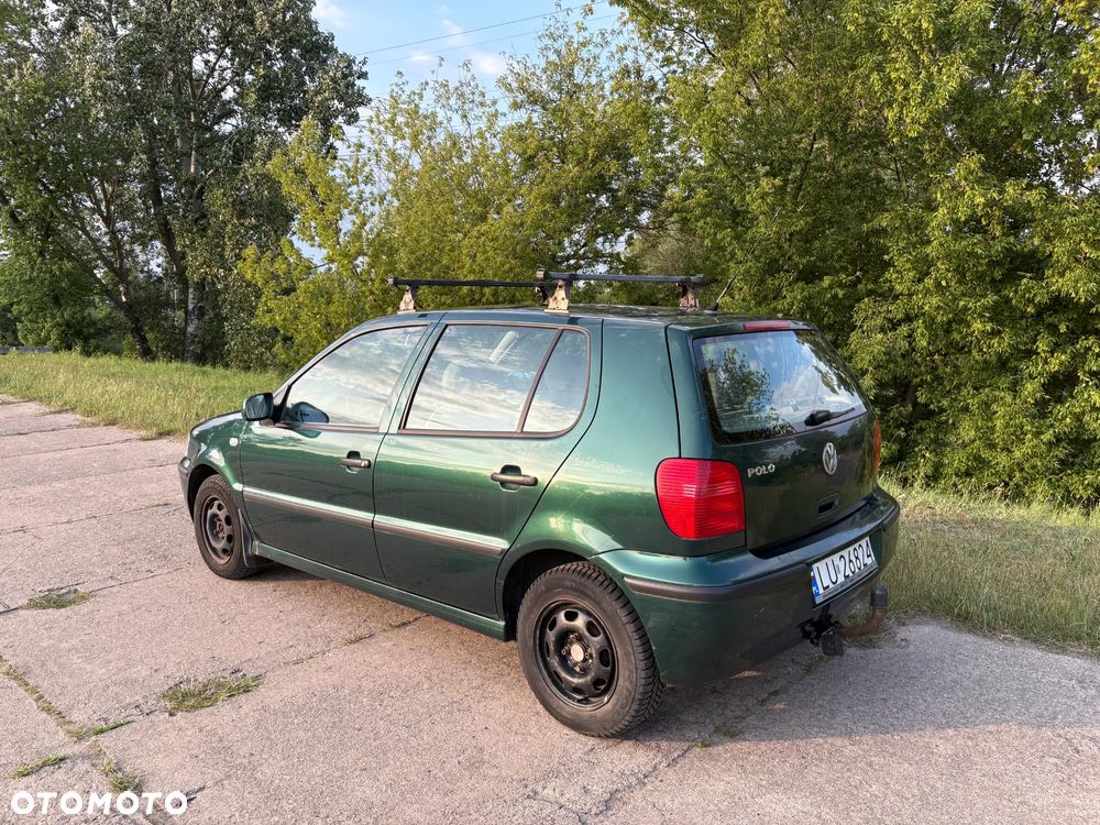 Volkswagen Polo 1.4 Basis - 3
