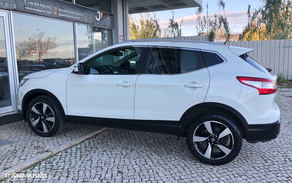 Nissan Qashqai 1.5 dCi N-Connecta 18 PS - 11