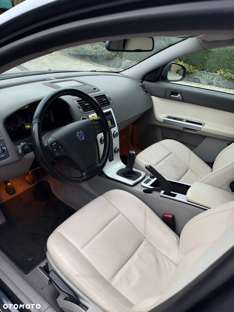 Volvo V50 - 8