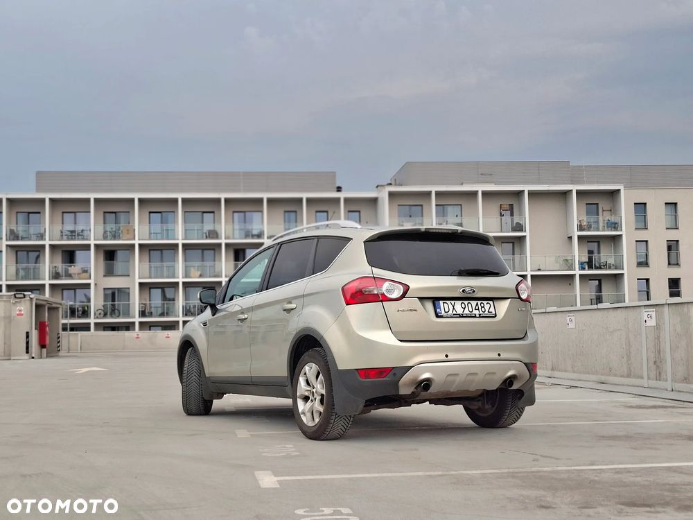 Ford Kuga 2.0 TDCi Titanium - 9