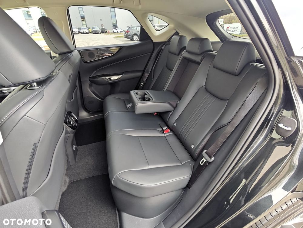 Lexus NX 350h Prestige AWD - 12