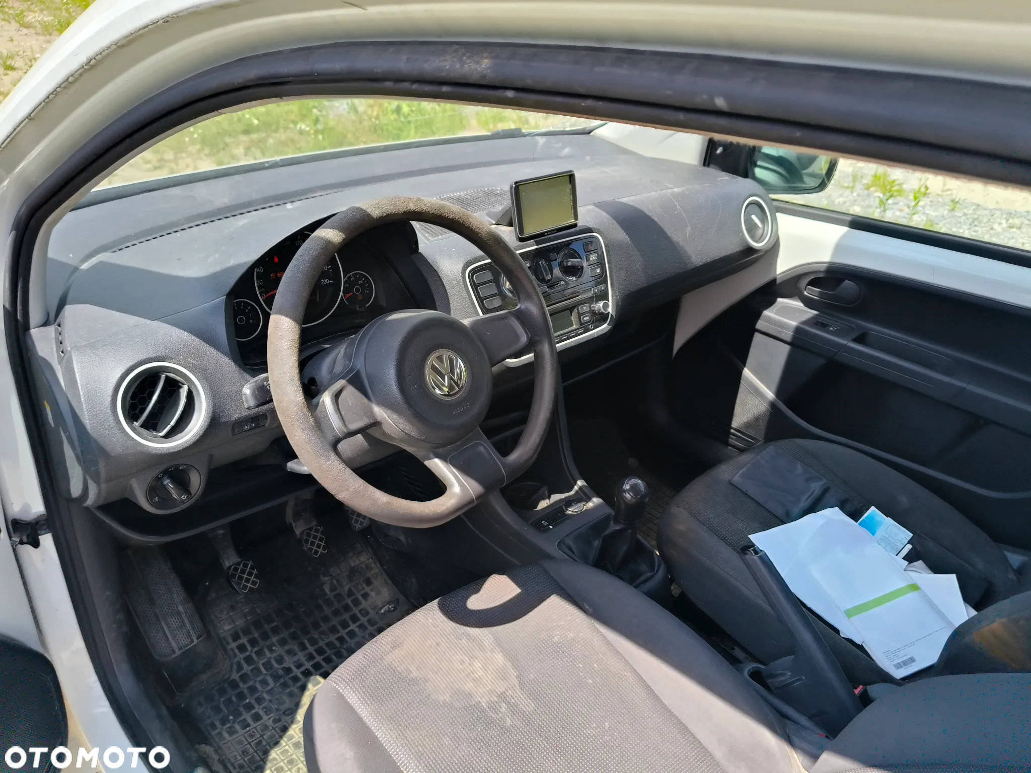 Volkswagen up! (BlueMotion Technology) beats - 13