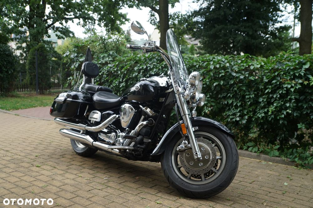 Yamaha Road Star - 2