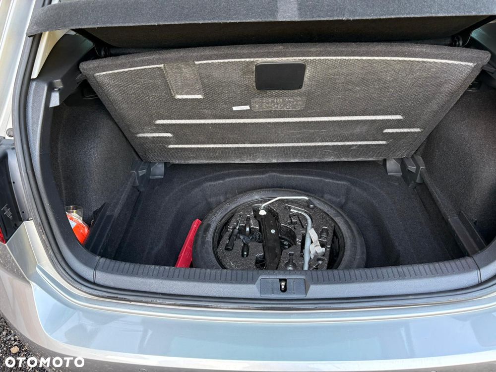 Volkswagen Golf - 20