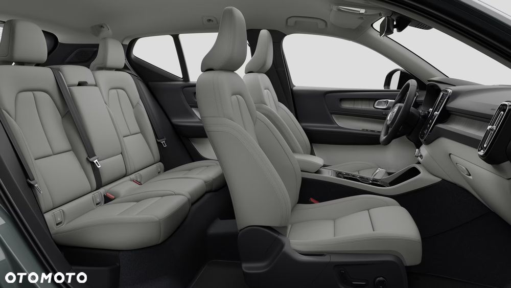 Volvo XC 40 B3 Plus Dark - 9