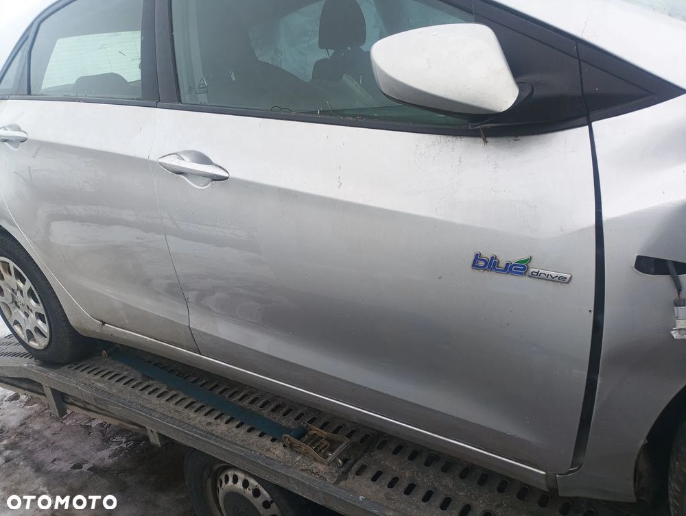 HYUNDAI I30 II 2 generacja 5d drzwi, klapa kolor RAH, lampy zderzak hak i inne - 4