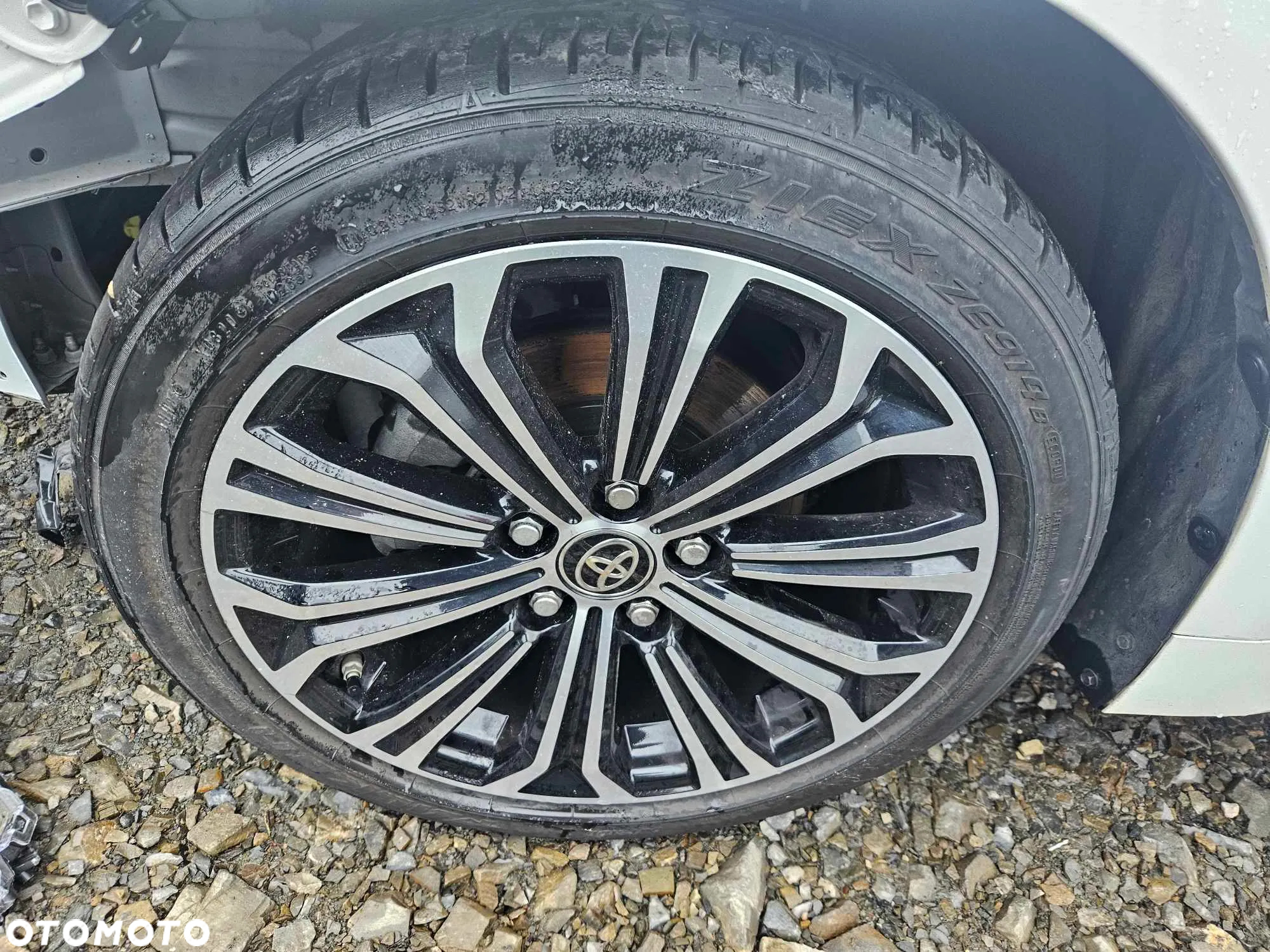 Toyota Corolla 1.8 Hybrid Business Edition - 15