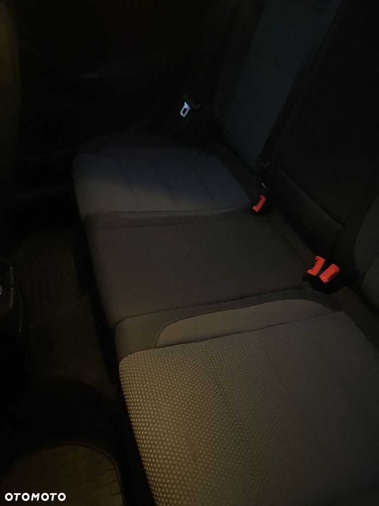 Volkswagen Golf 1.6 TDI BlueMot Trendline - 18