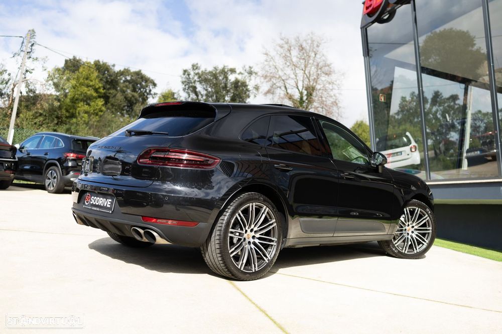 Porsche Macan - 32