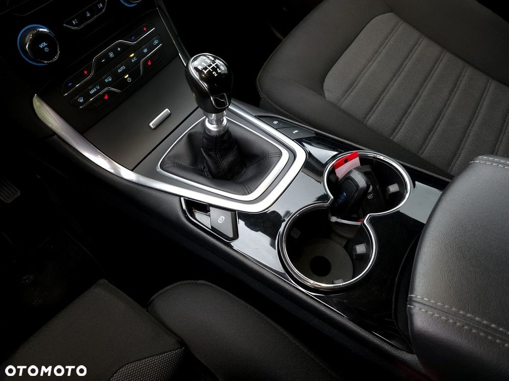 Ford Galaxy 2.0 EcoBlue Titanium - 15