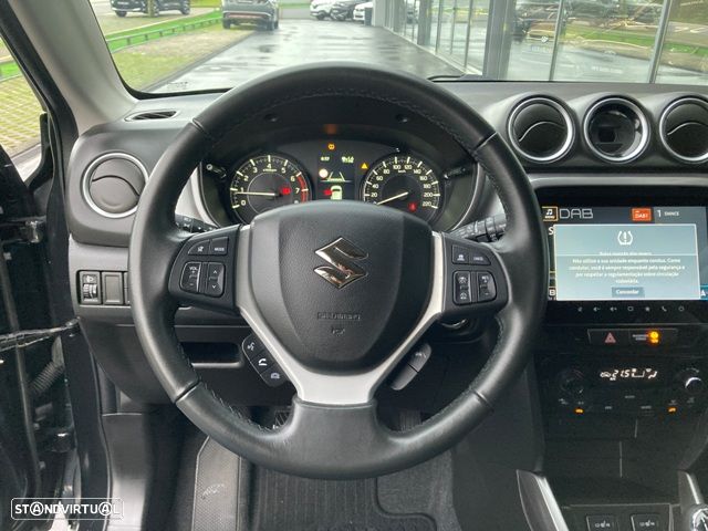 Suzuki Vitara 1.4 Boosterjet Hybrid Club - 13