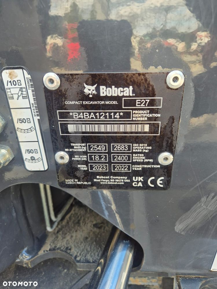 Bobcat E27 - 14