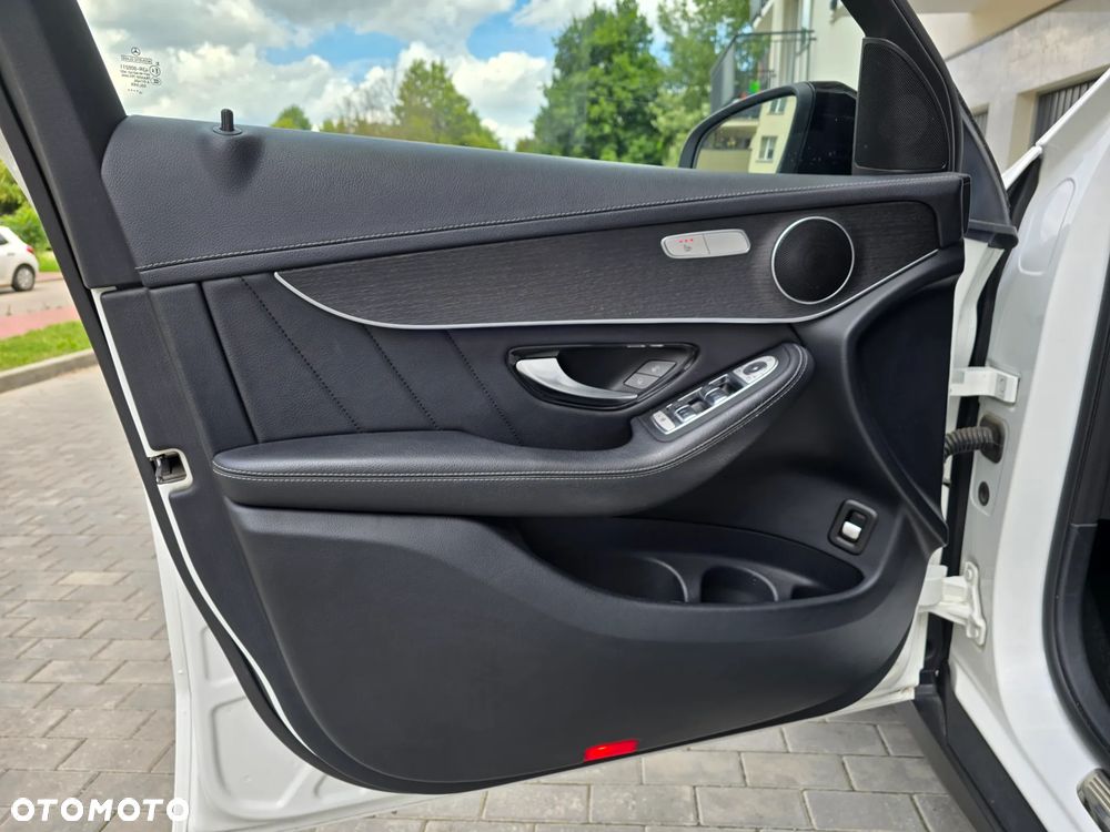 Mercedes-Benz GLC 220 d 4-Matic - 12