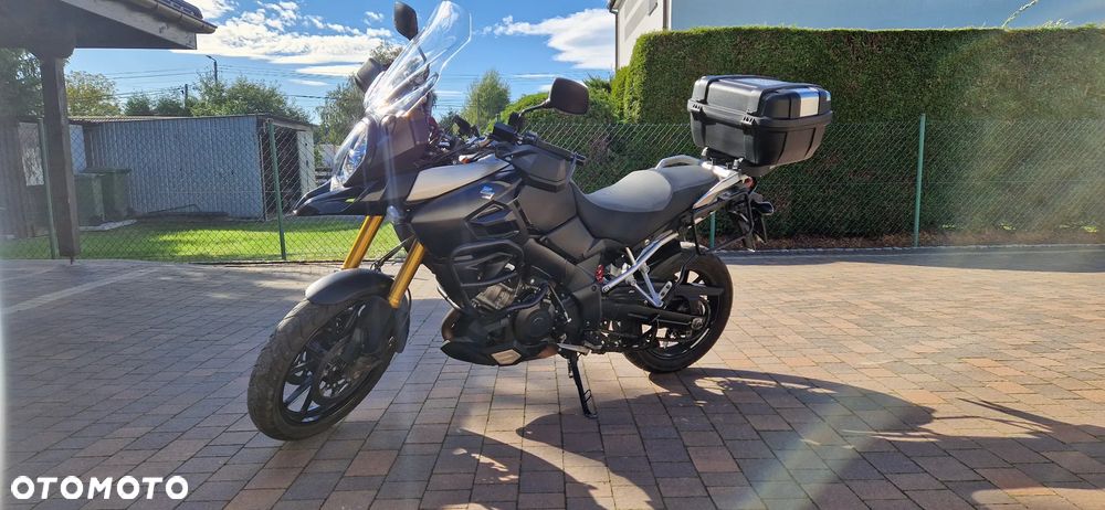 Suzuki V-STROM - 4