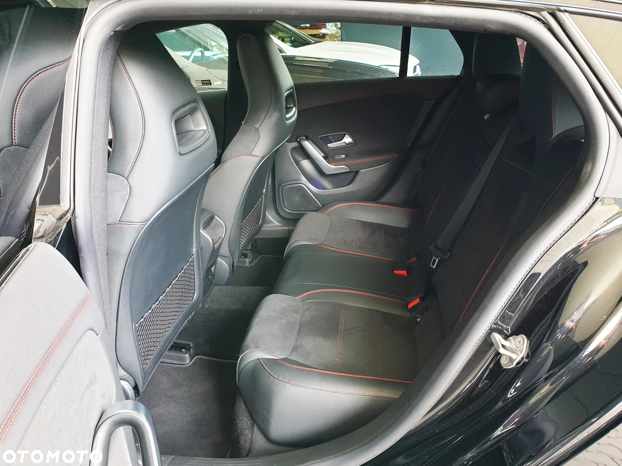 Mercedes-Benz CLA 200 AMG Line 7G-DCT - 13