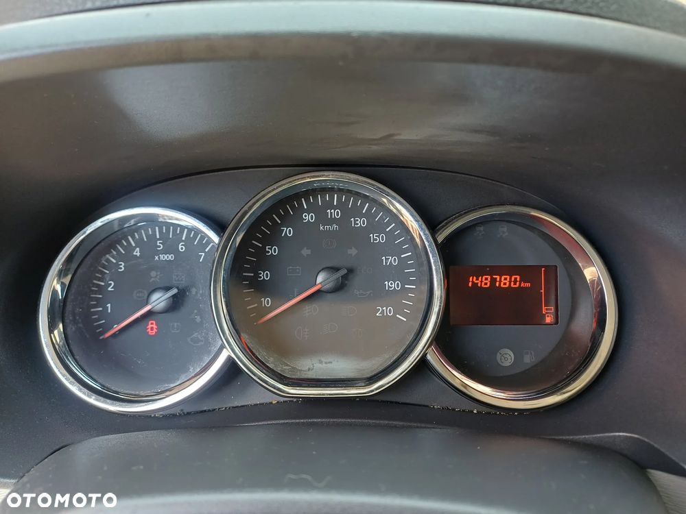 Dacia Lodgy 1.6 SCe Laureate S&S - 15