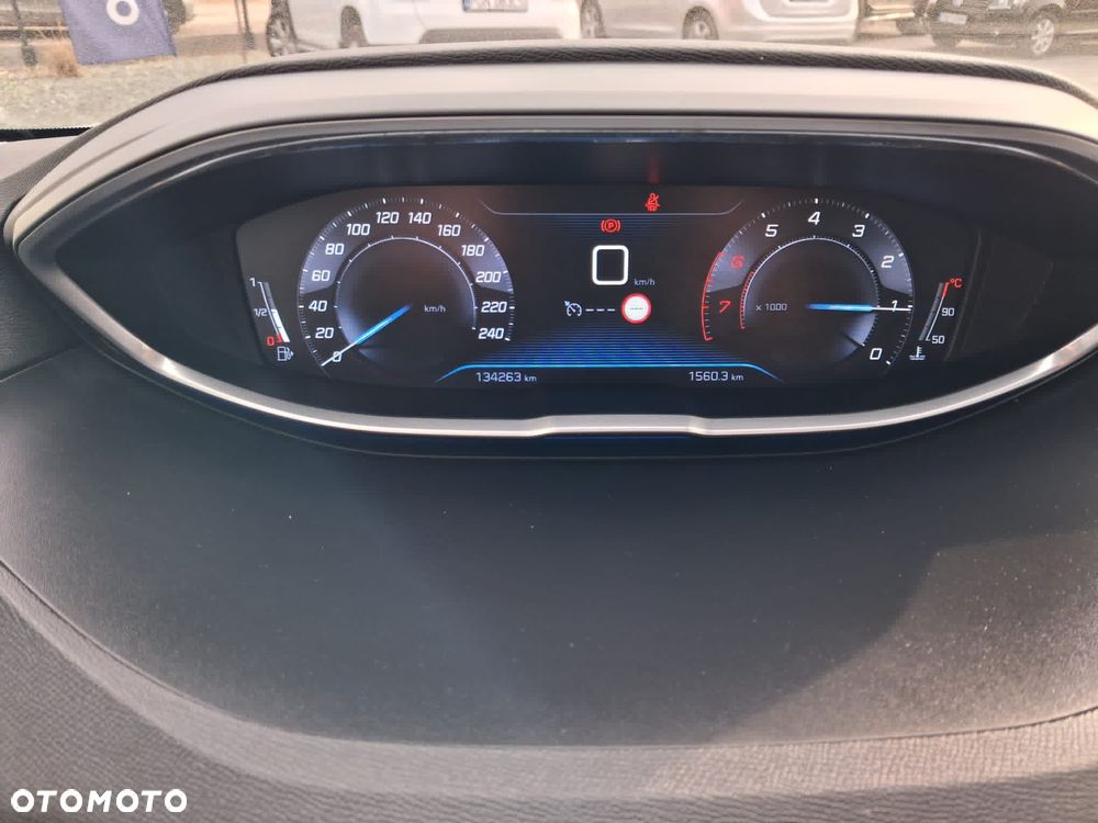 Peugeot 3008 PureTech 130 Stop & Start GPF Allure Business-Paket - 20