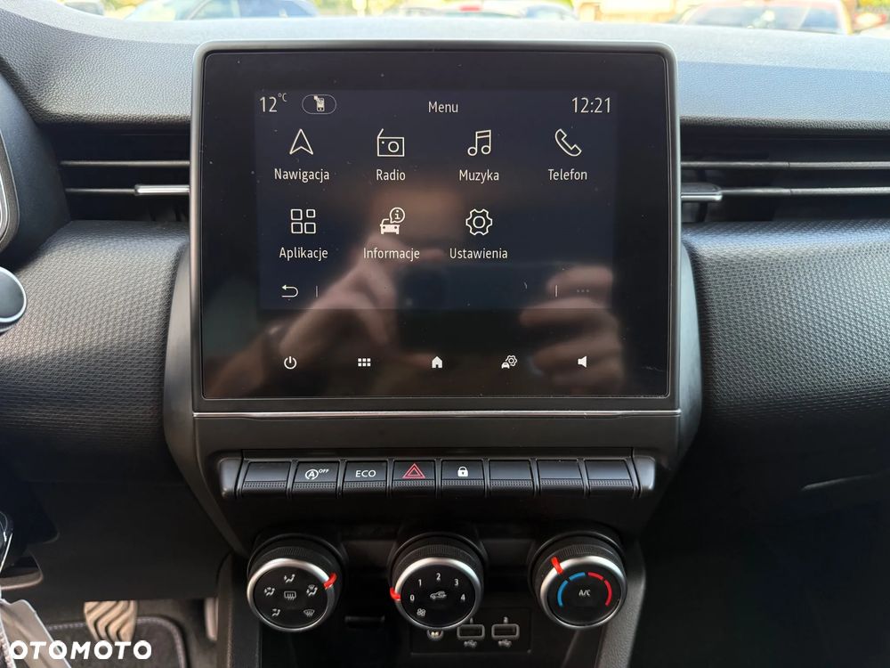 Renault Clio - 24