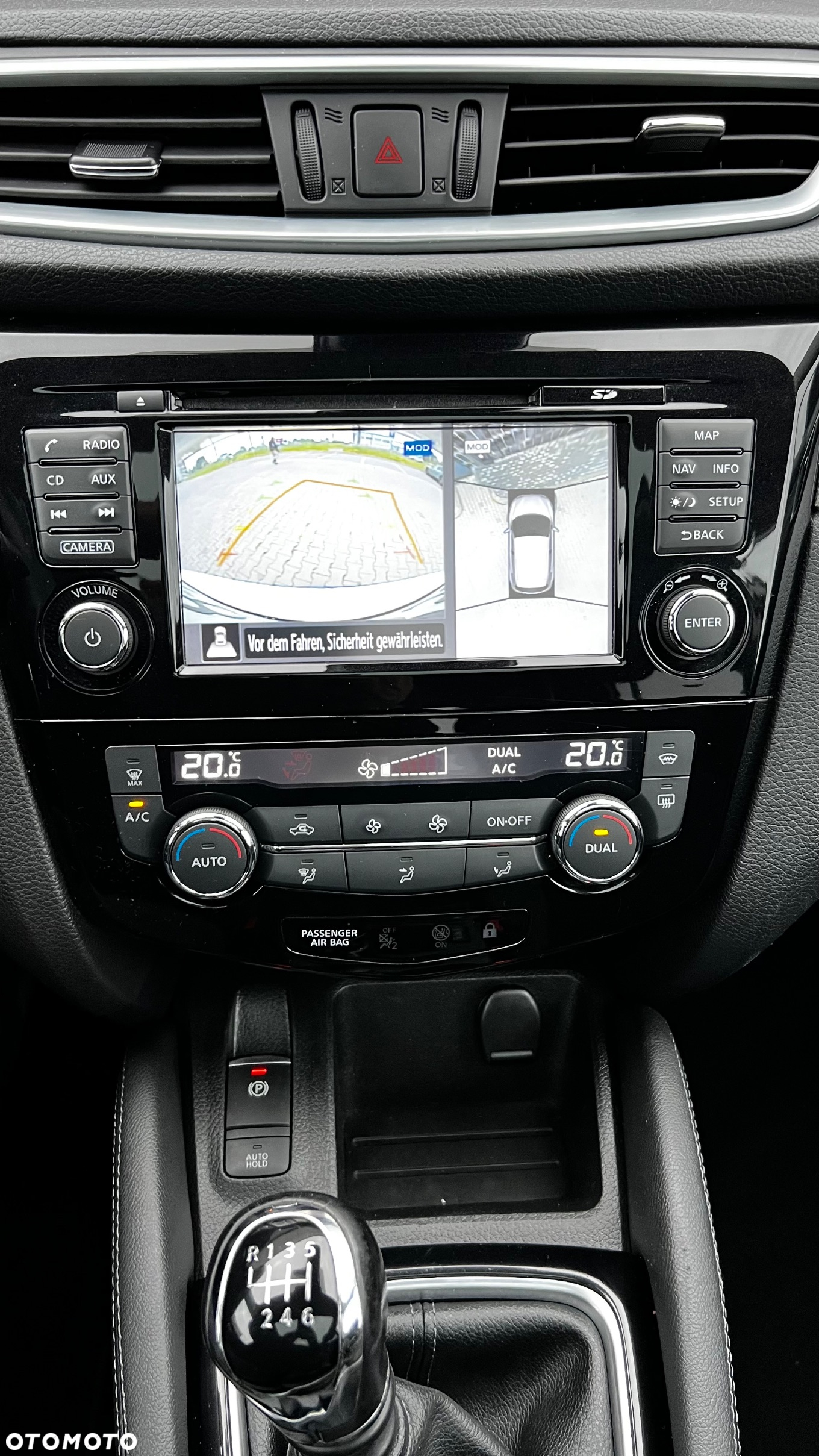 Nissan Qashqai 1.6 DIG-T N-Connecta - 38