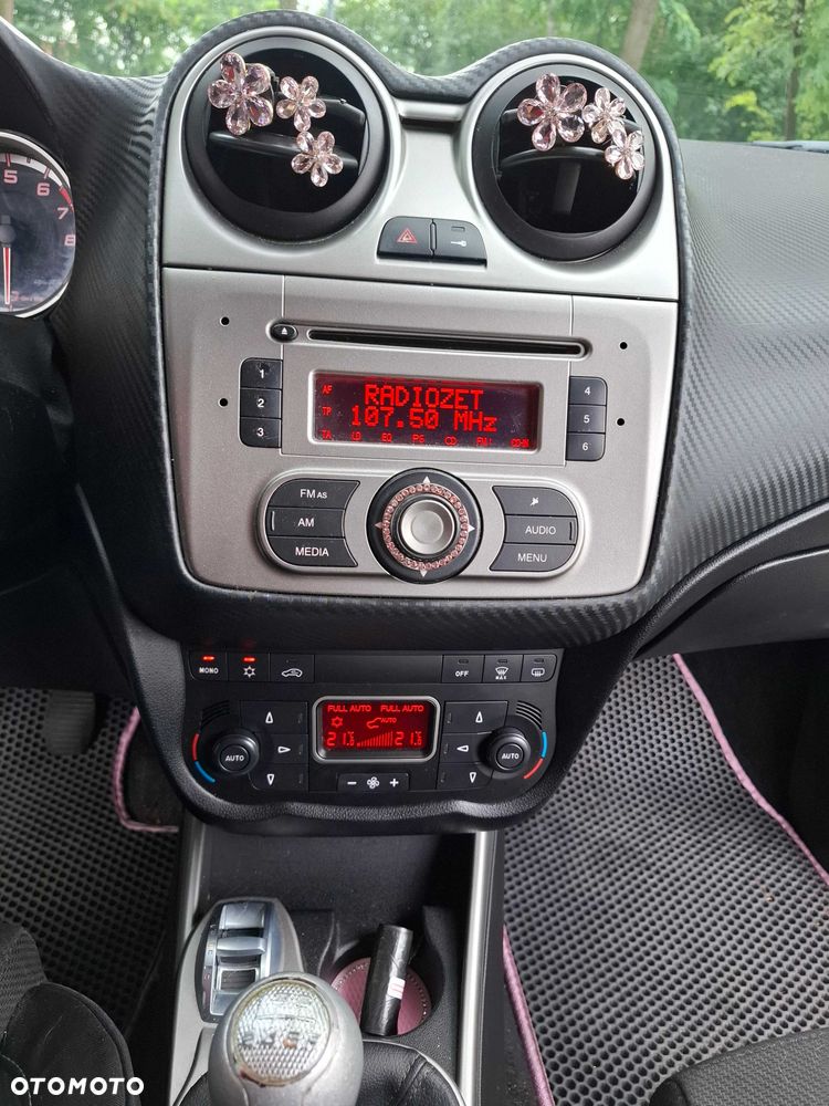 Alfa Romeo Mito - 8