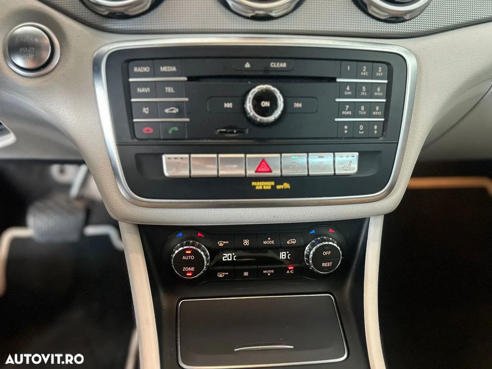 Mercedes-Benz GLA 200 d 7G-DCT Urban - 21