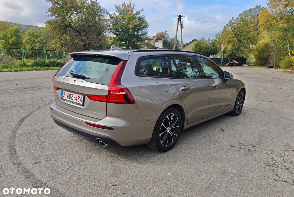 Volvo V60 D3 Geartronic Momentum - 8
