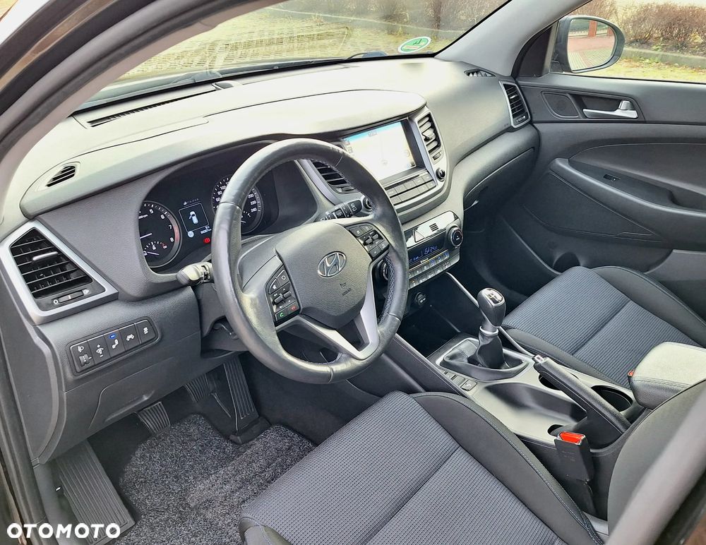 Hyundai Tucson 1.6 Turbo 2WD Intro Edition - 24
