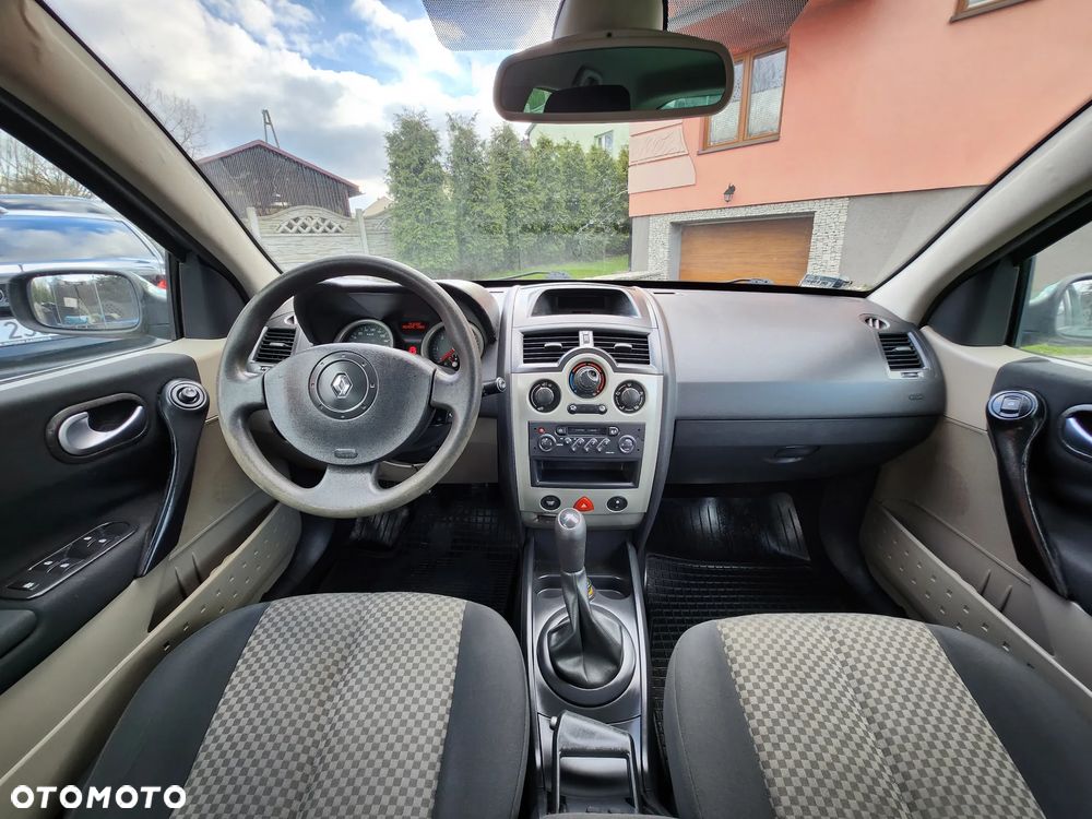 Renault Megane - 8