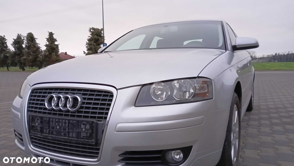 Audi A3 Sportback - 1