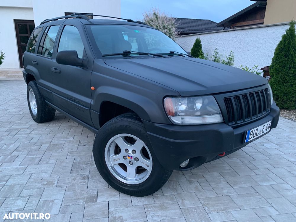 Jeep Grand Cherokee - 19