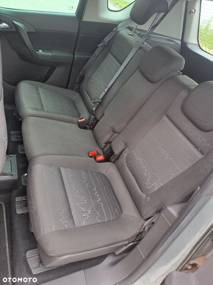 Opel Meriva - 8