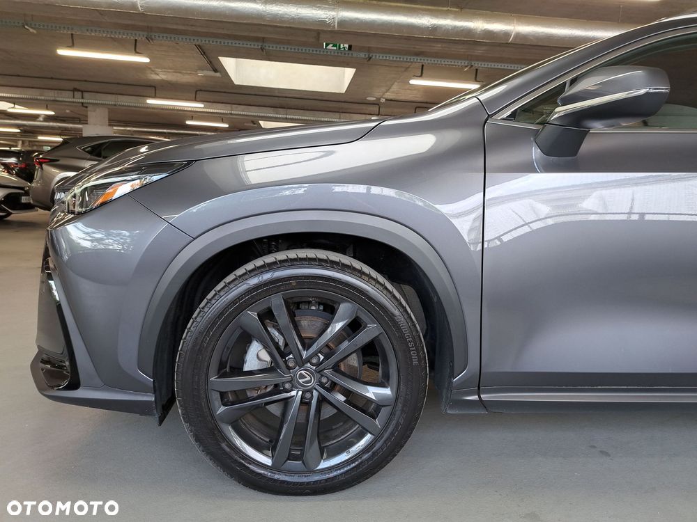 Lexus NX 350h Prestige AWD - 37