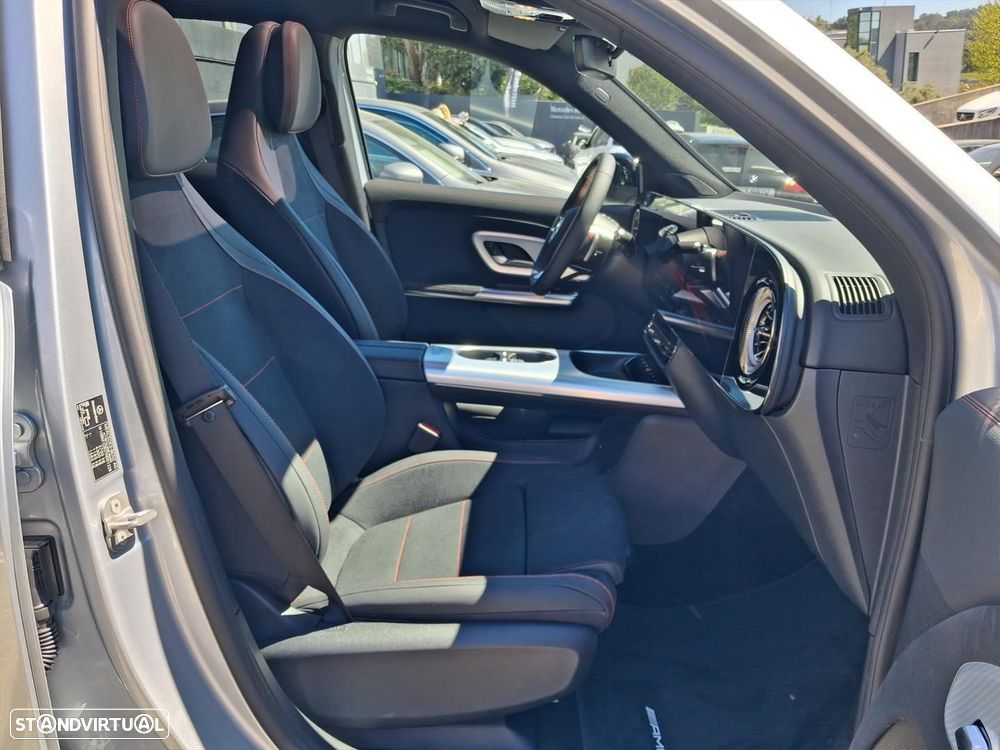 Mercedes-Benz GLB 250+ EQ - 37