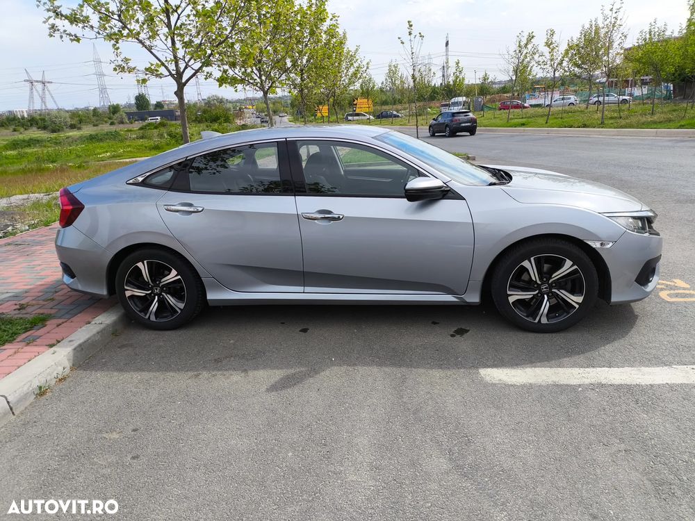 Honda Civic 1.5 VTEC Turbo Elegance Navi - 10