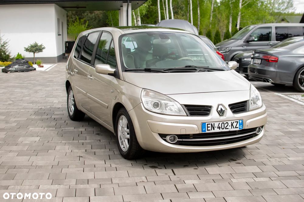 Renault Grand Scenic Gr 2.0T Exception - 32