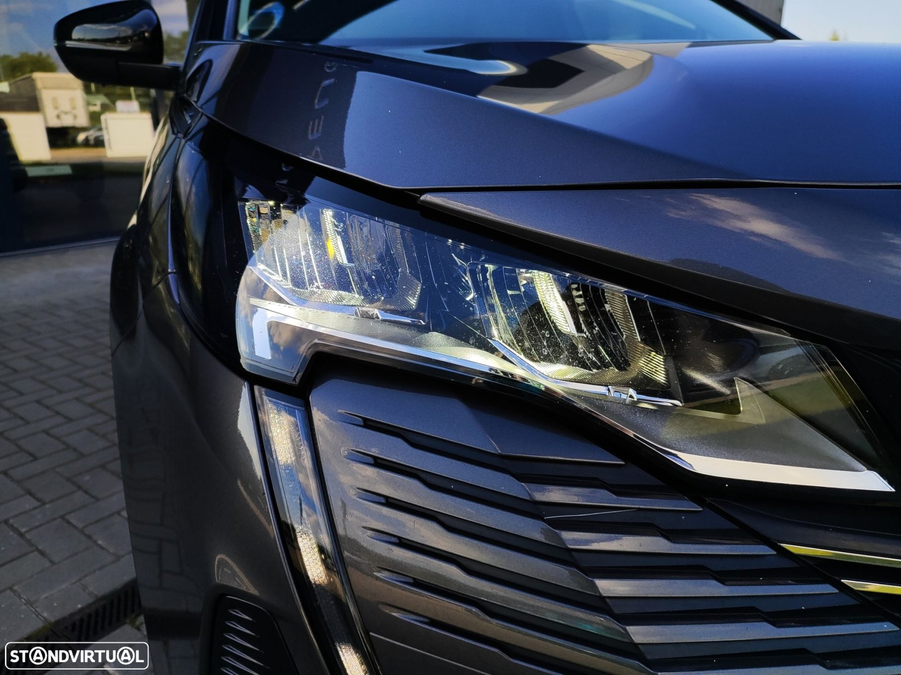 Peugeot 3008 1.6 Hybrid Allure e-EAT8 - 4