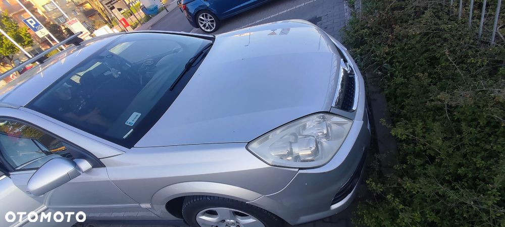 Opel Vectra 1.8 Essentia - 4