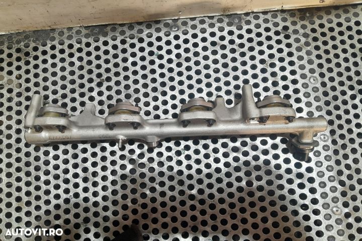Rampa injectoare 7639979 7639979 BMW Seria 1 F20/F21 [facelift] [2015 - 5