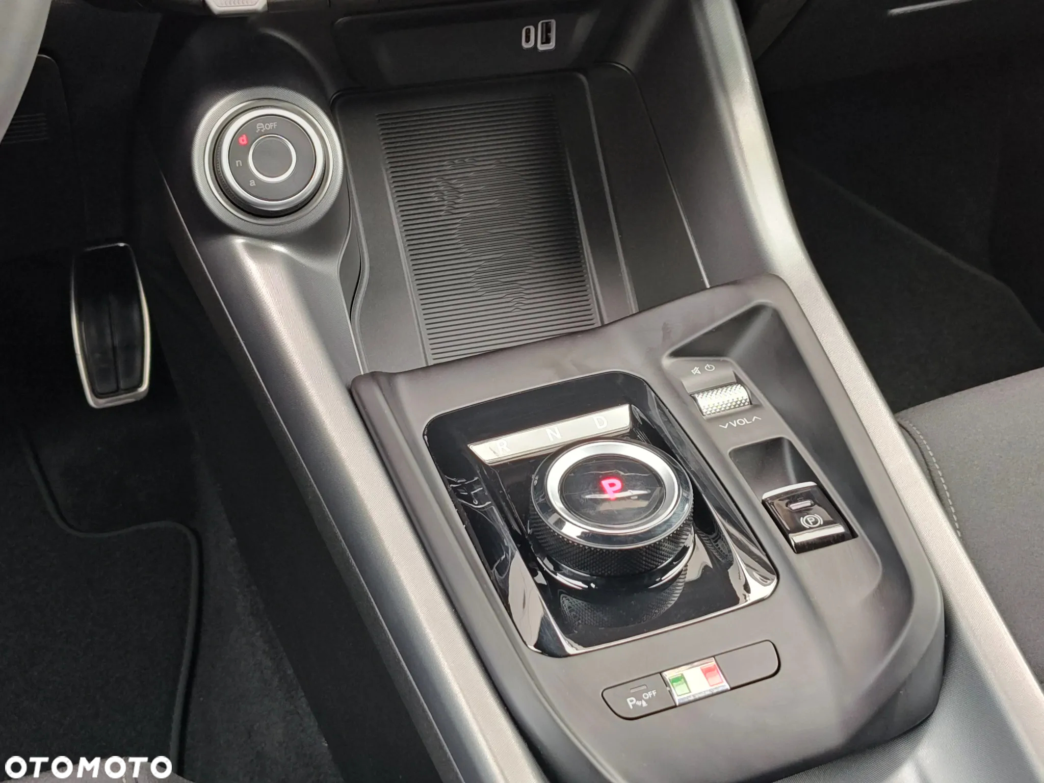 Alfa Romeo Tonale 1.5 T4 GSE mHEV Sprint DCT - 16