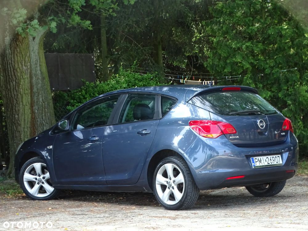 Opel Astra 1.7 CDTI Enjoy - 3
