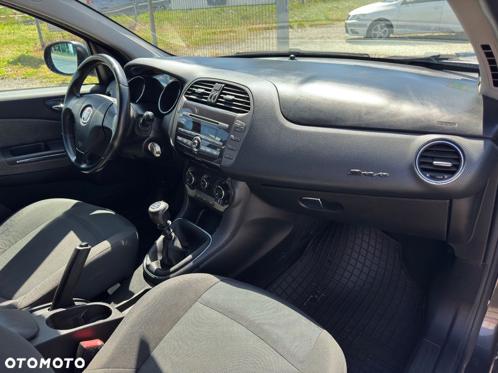 Fiat Bravo 1.4 16V Estiva Plus - 30