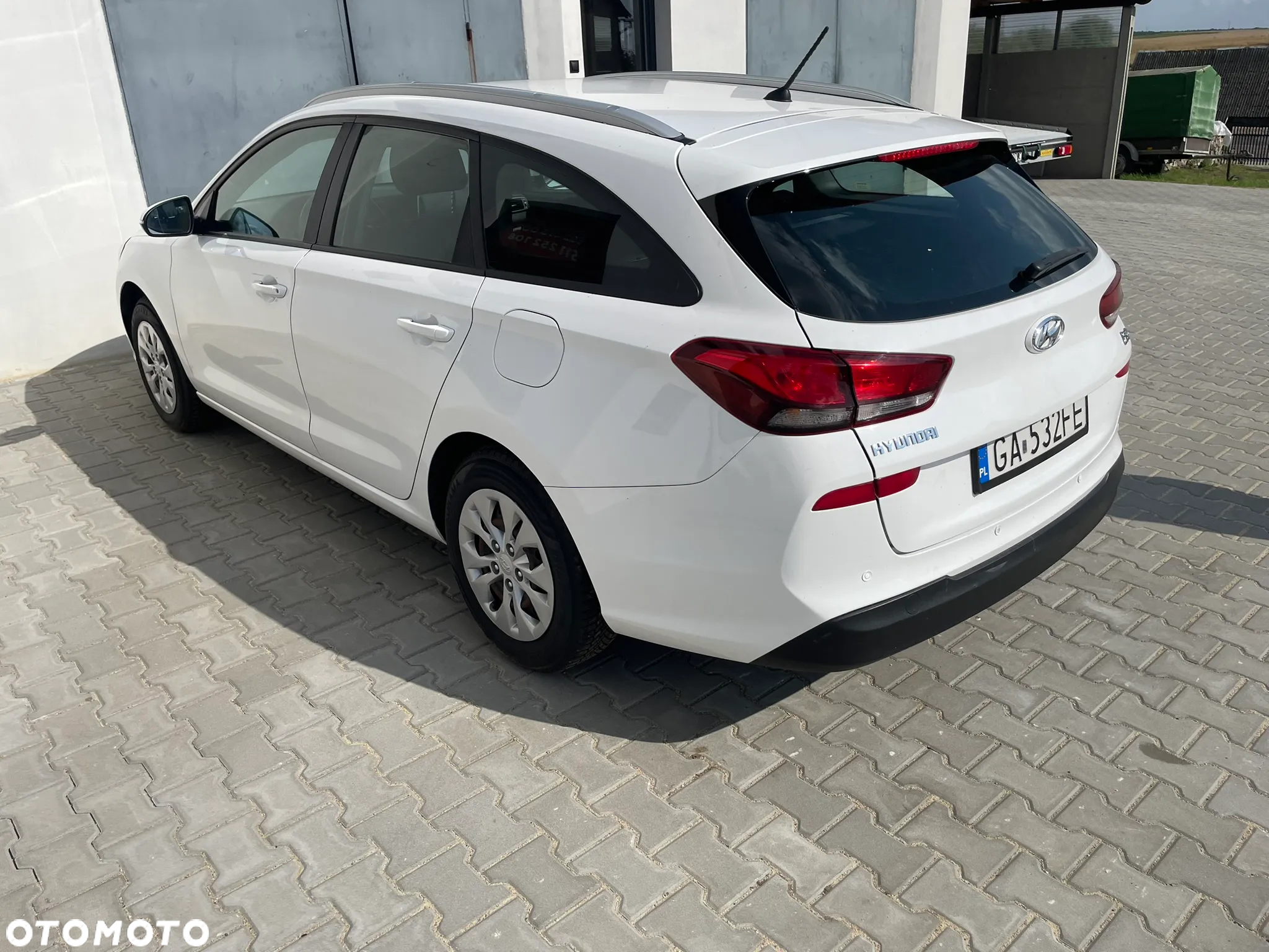 Hyundai i30 1.6 D Classic + - 4