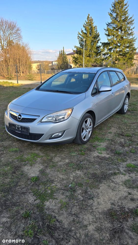 Opel Astra 1.4 Turbo Edition - 1