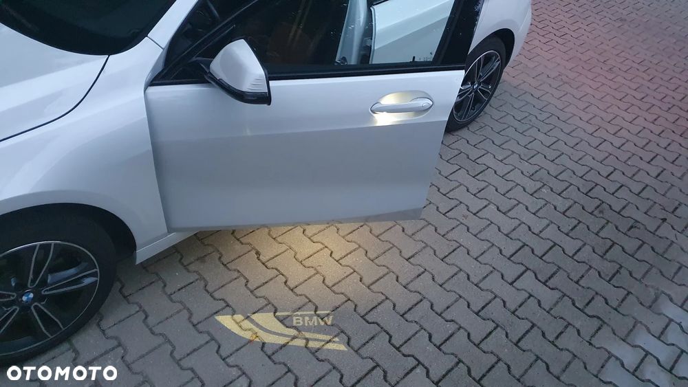 BMW Seria 1 118i Sport Line - 8
