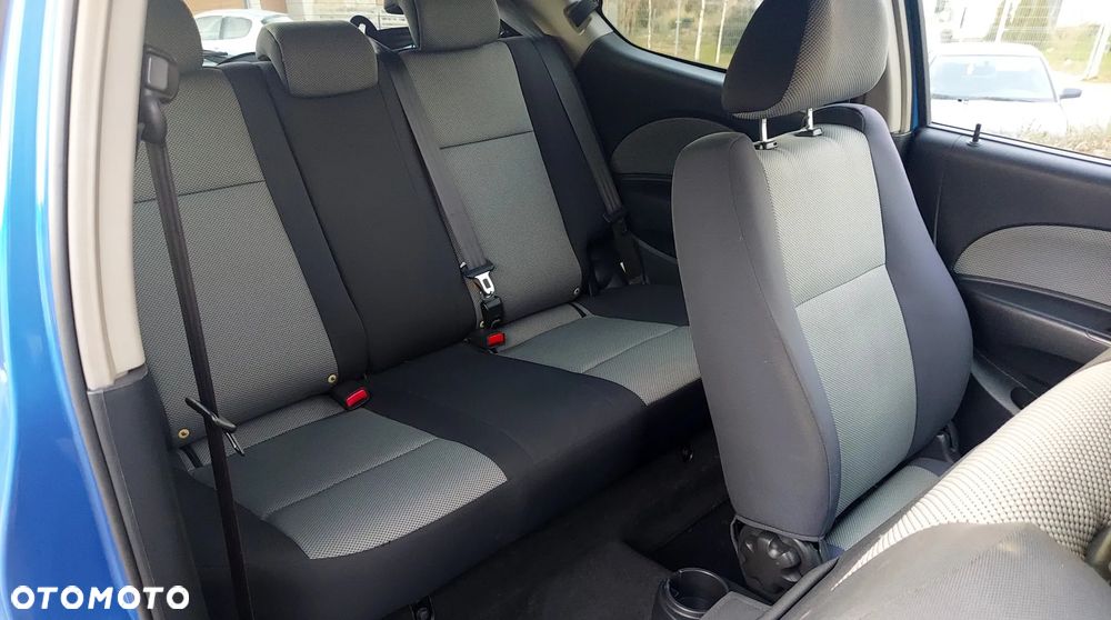 Chevrolet Aveo 1.4 16V LS - 27
