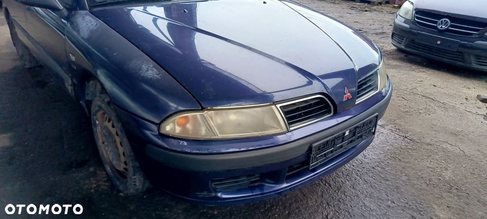 MASKA MITSUBISHI CARISMA 99 04 T46 - 2