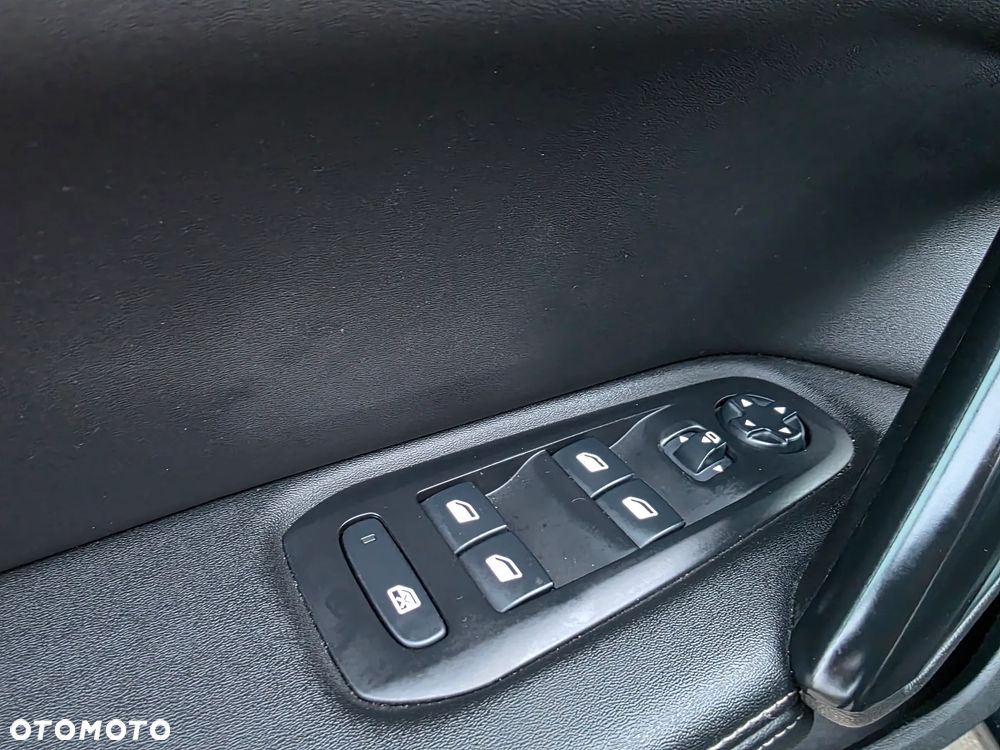 Peugeot 308 - 22