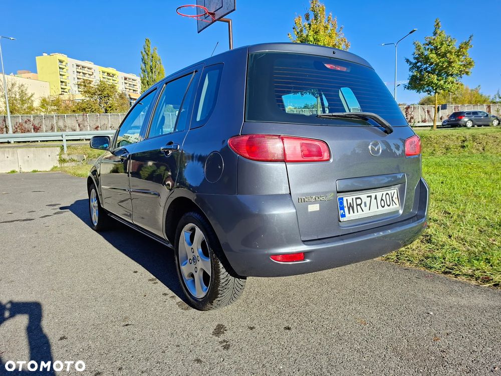 Mazda 2 - 3